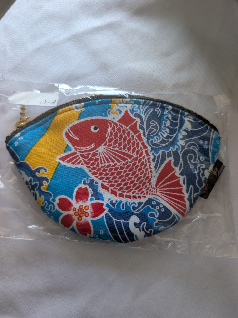 Japanese Stylish Red Fish Pattern Coin Purse - Blue Background